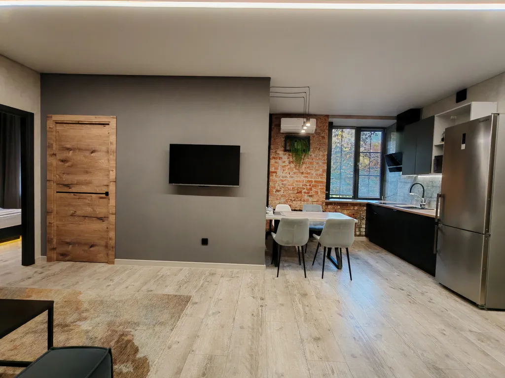 4-комнатная Квартира