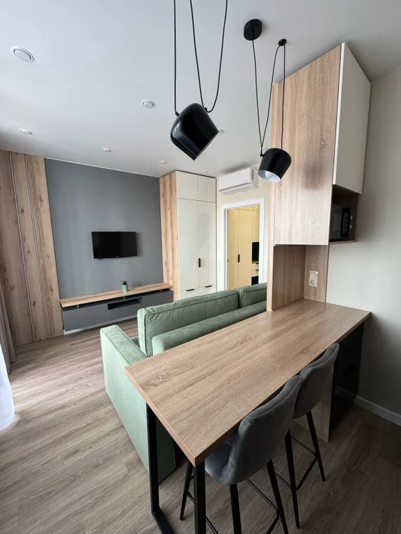 Студия на берегу реки Северная Двина