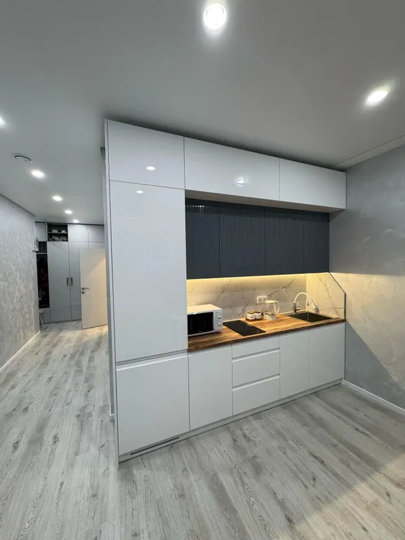 Комфортная двухкомнатная квартира в центре