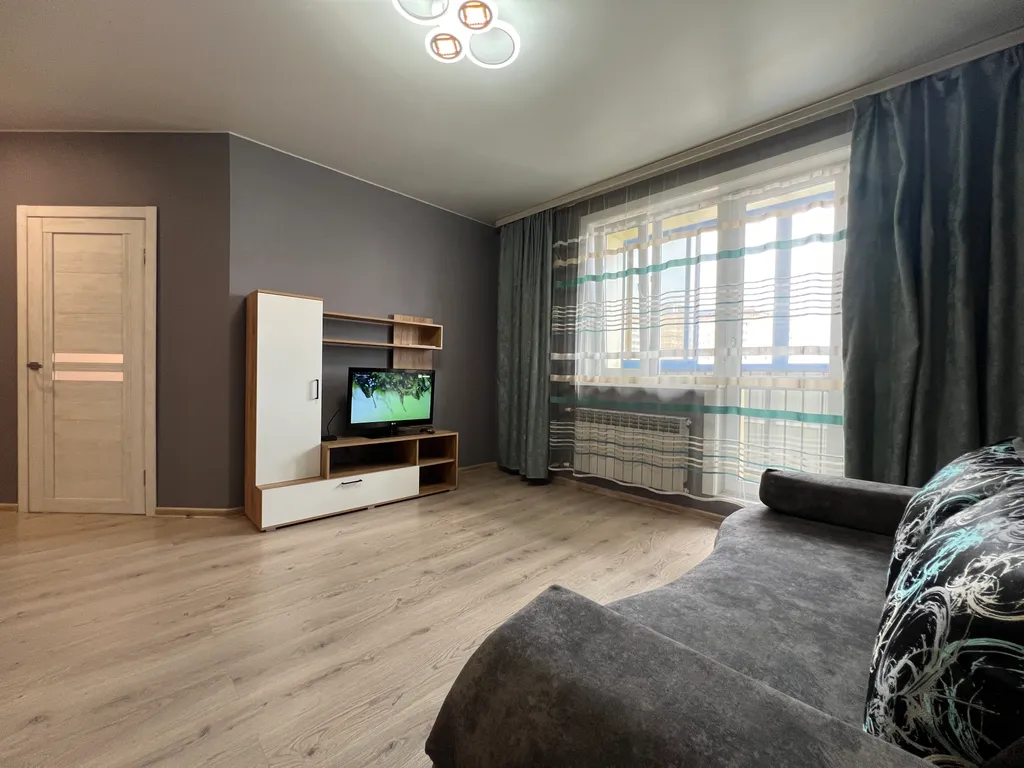 1-комн квартира на площади Советов, без оплаты за финальную уборку