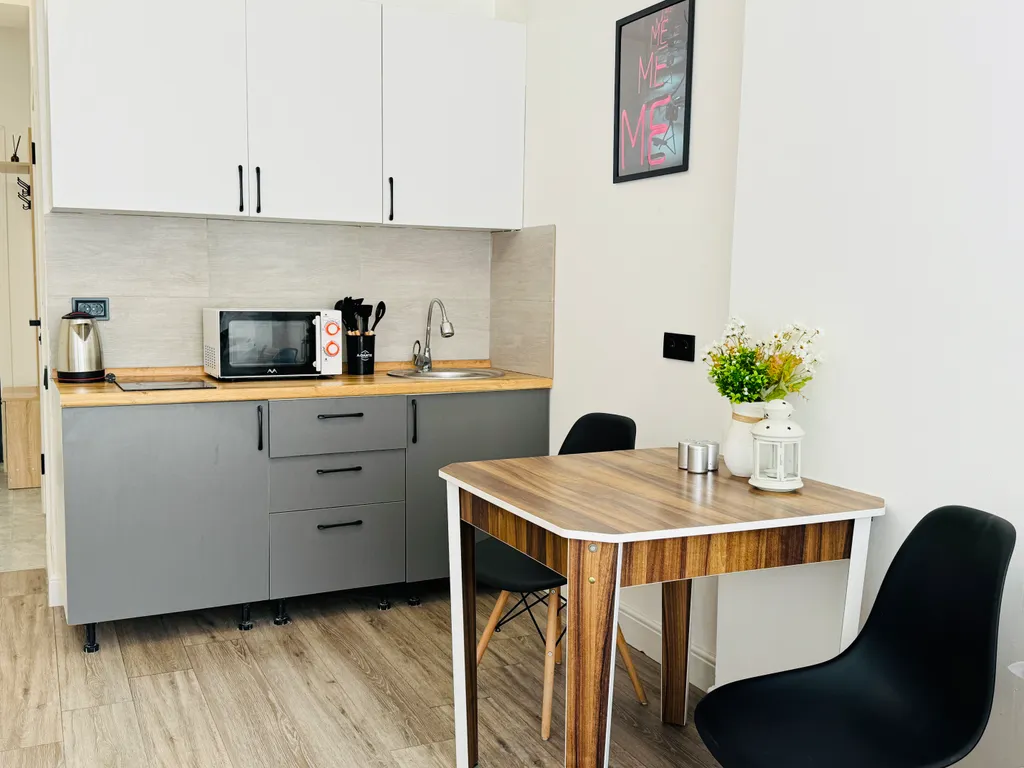 417/1 Grey and Yellow в ЖК Sholpan City