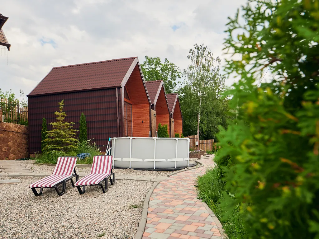 Шале с бассейном