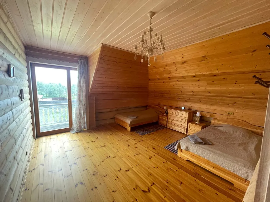 Дом из сибирского кедра с баней