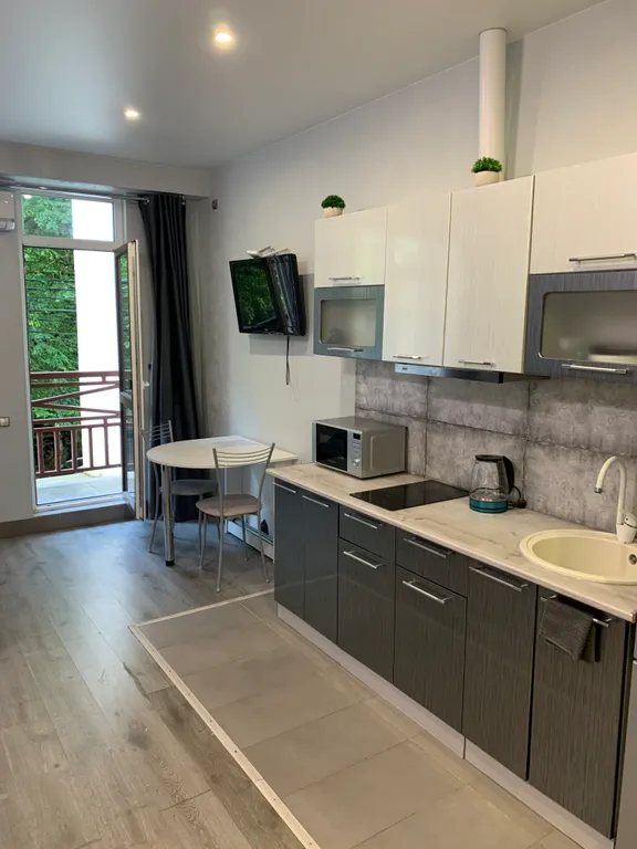 Квартира с видом на горы в тихом месте