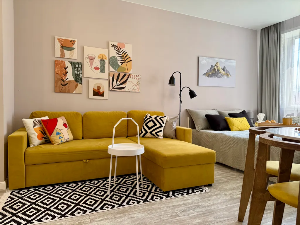 Студия Loft у Патронного для 4 гостей