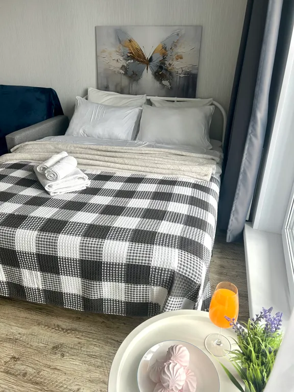 Студия с панорамным видом на Краснопольском проспекте