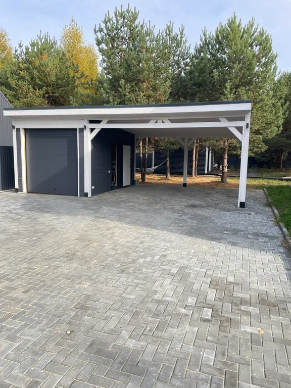 Дом на Горьковском море