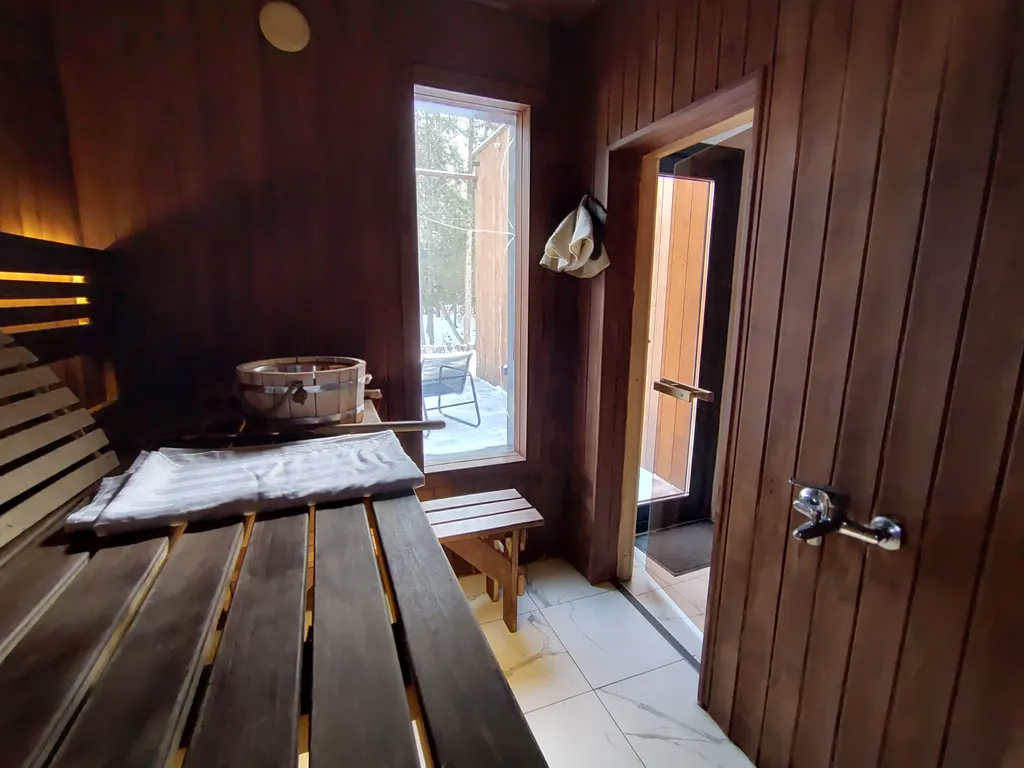 Коттедж Дом с баней в лесу — Хоругвино