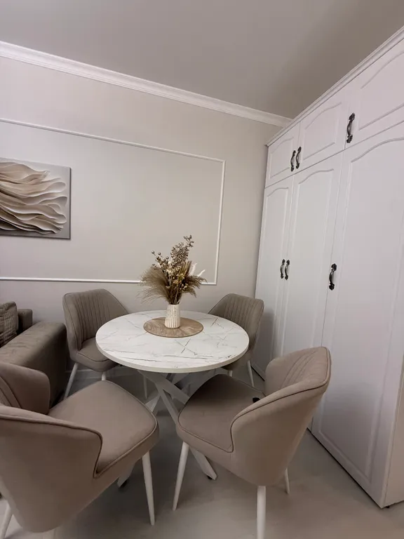 Квартира 2-х комнатная квартира в центре — Зеленоградск