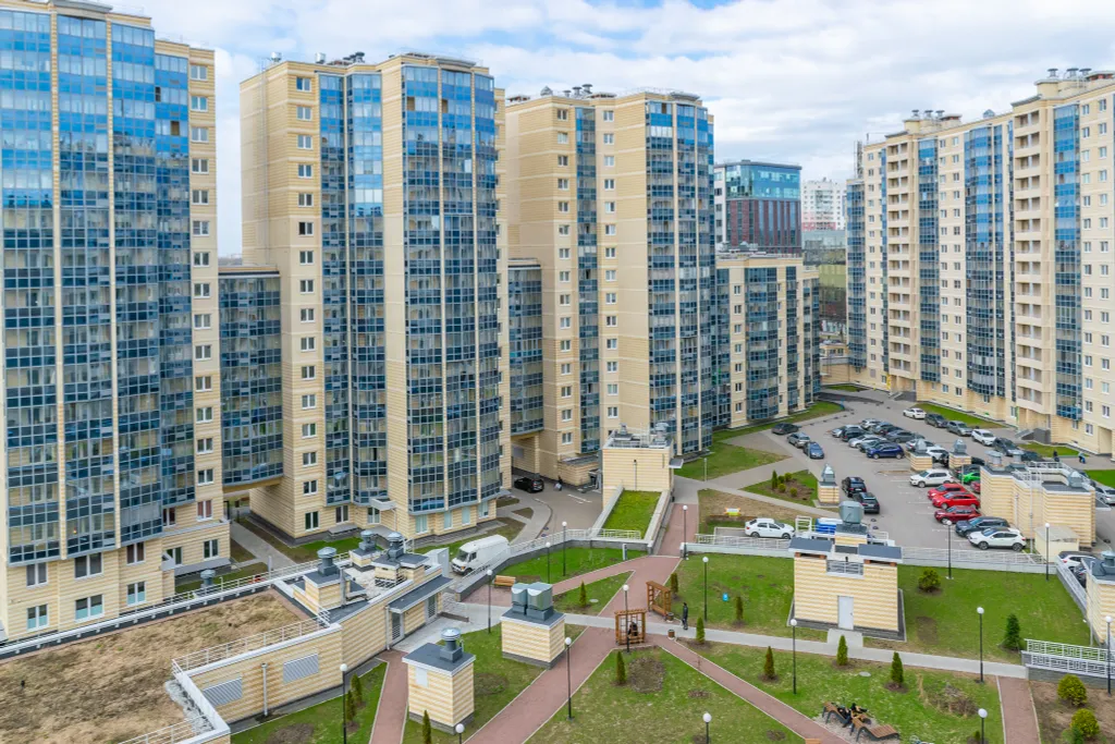 Яркая студия на Ладожской
