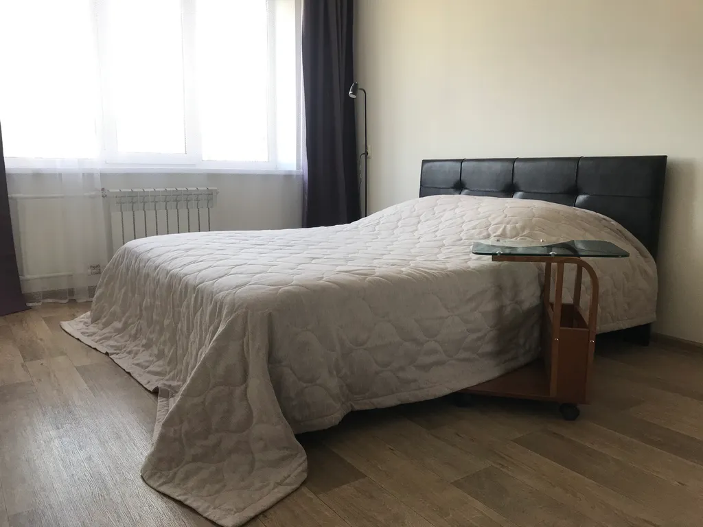 Однокомнатная квартира на Тихоокеанской, район за 19 школой — аренда посуточно в Артём