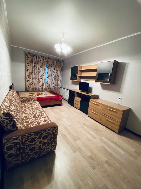 Уютная квартира в развитом районе — аренда посуточно в Альметьевск