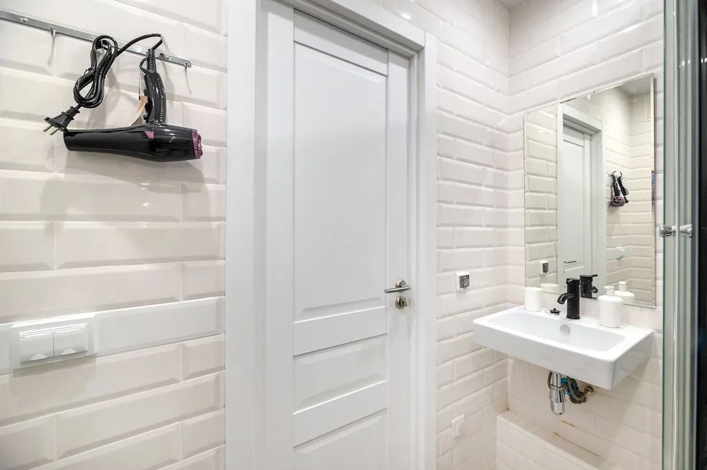 Студия у аллеи фонтанов и парка