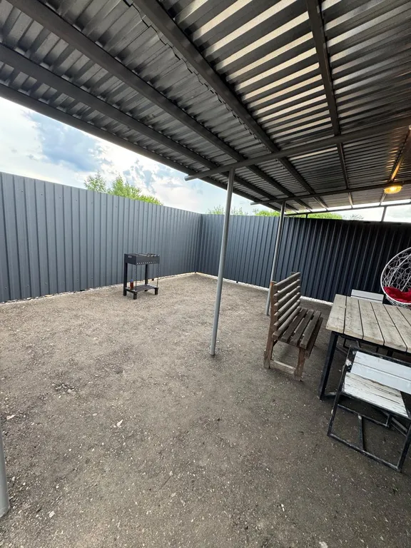 Домик на берегу Волги