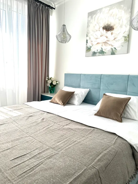 Квартира Просторная светлая квартира — Сириус