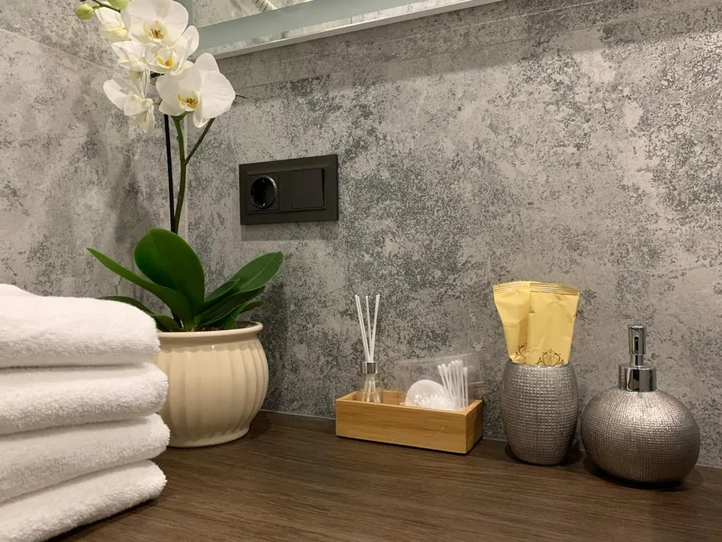 Стильные апартаменты 583 «Гранат» Люкс в центре Краснодара