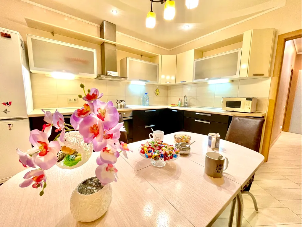 Уютная просторная двушка с видом на реку Волгу