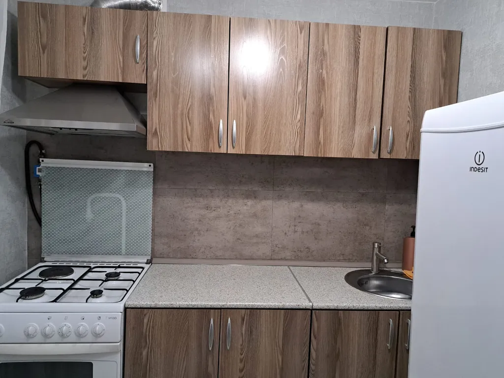 2-комнатная квартира рядом с ж/д вокзалом и автовокзалом