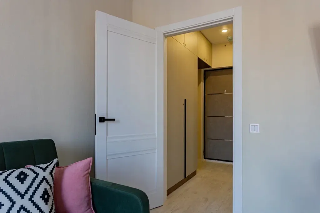 Стильная пятиместная студия в ЖК Летний