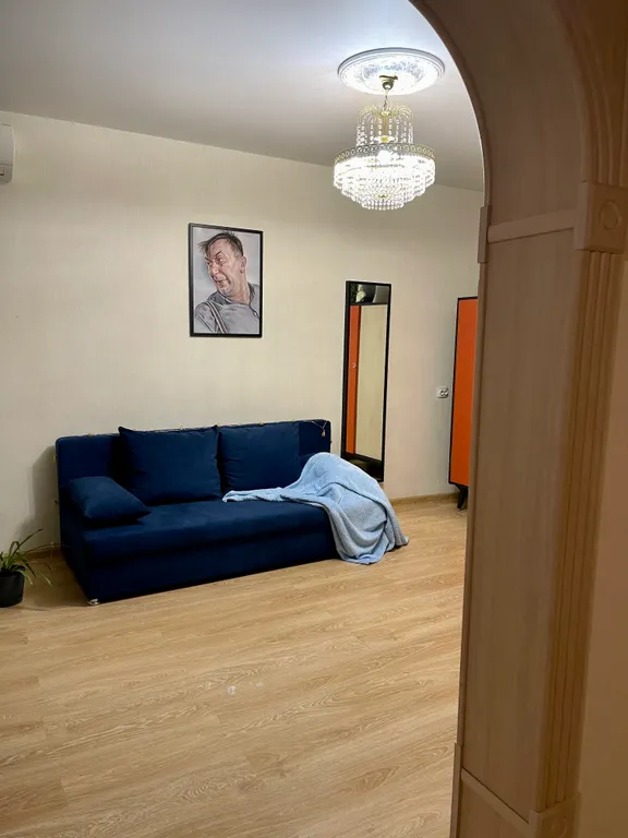 Двухкомнатная квартира с собственной террасой в неосоветском стиле — аренда посуточно в Краснодар