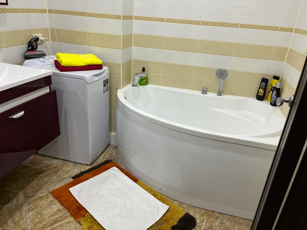 Апартаменты на набережной с прекрасным видом на город