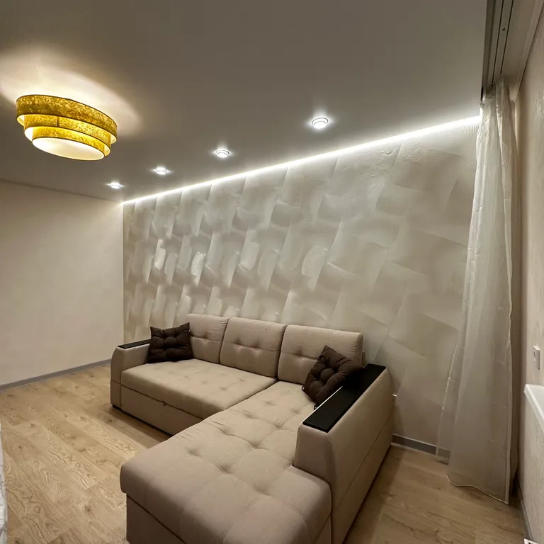 Трёхкомнатая квартира в центре города в пешей доступности к Заливу