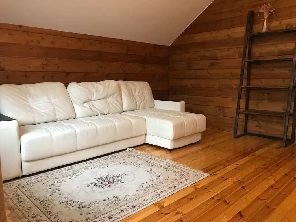 Уютный дом недалеко от города