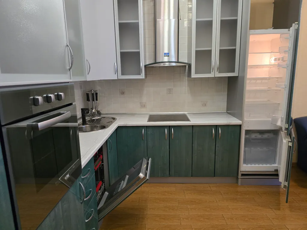 Уютная квартира с видом на морпорт в центре