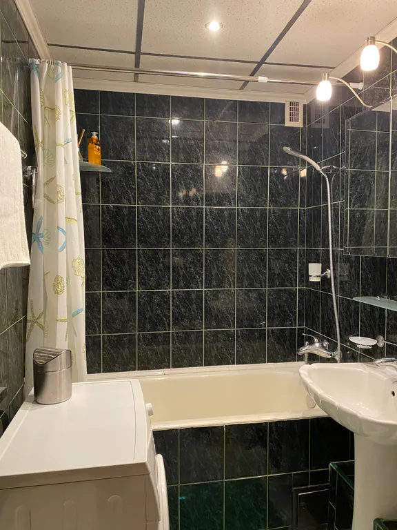 Квартира 3-комнатная Квартира — Калининград