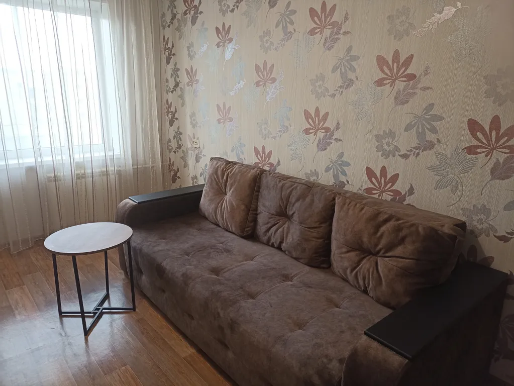 Уютная квартира в центре города — аренда посуточно в Саяногорск