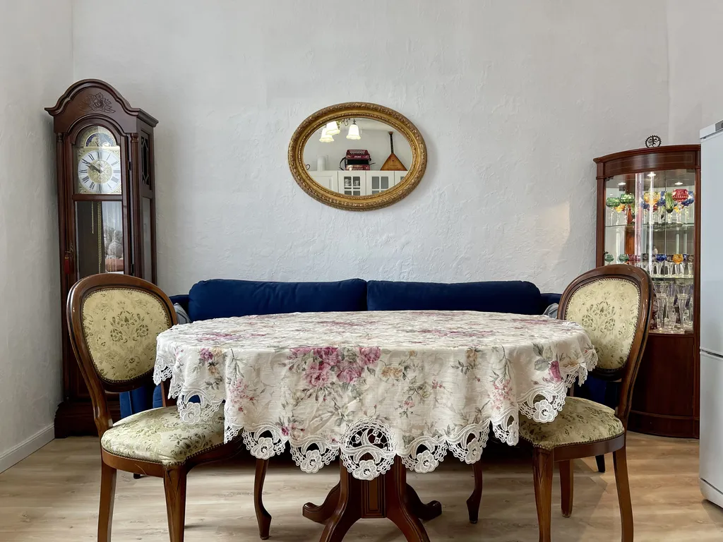 Квартира Однокомнатная квартира у метро Чкаловская, исторический центр СПб — Санкт-Петербург