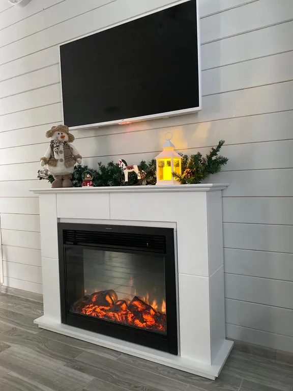 Уютный дом у озера