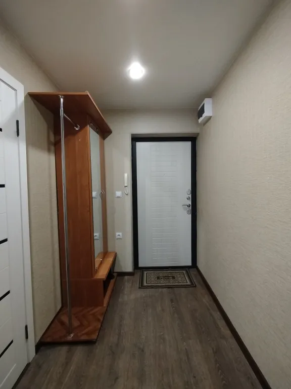 Уютная квартира рядом с ТЦ Изумрудный город