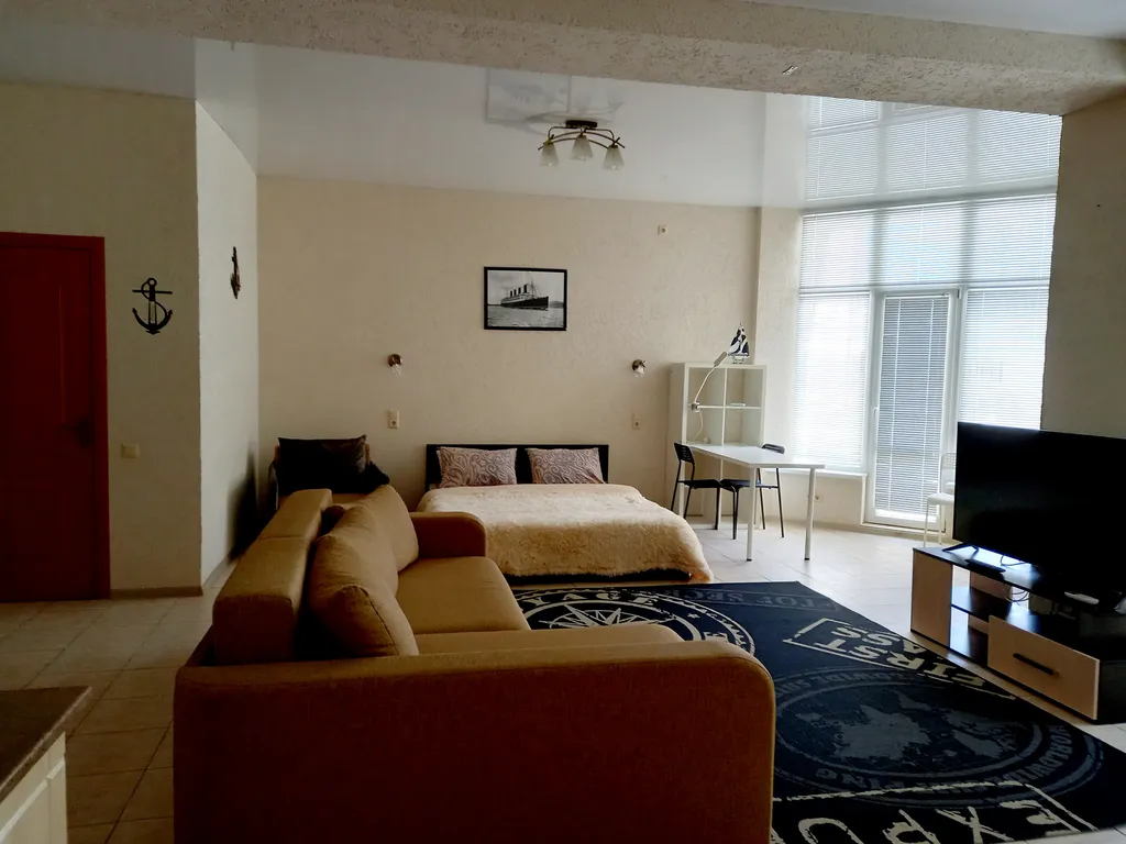 Просторная студия на первой линии у моря