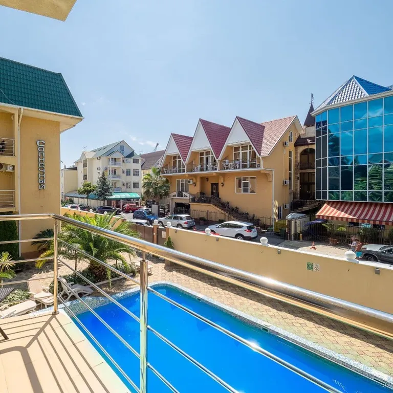 Квартира Квартира Уютная студия у моря с теплым бассейном — Сириус