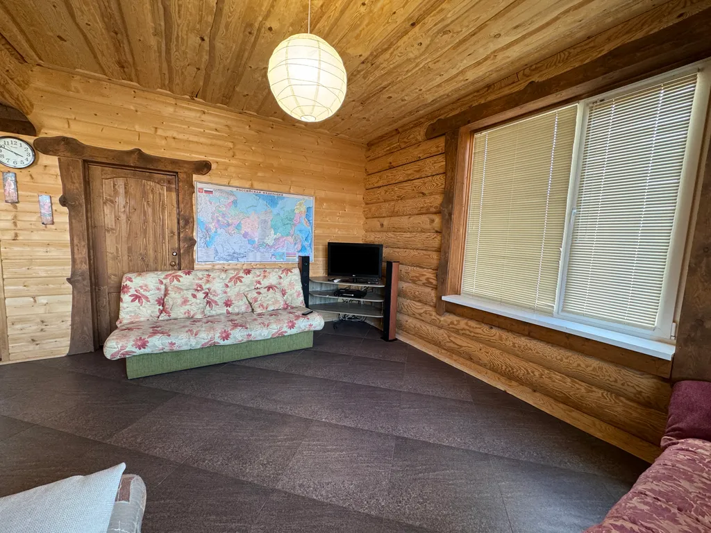 Дом-изба Лежбище