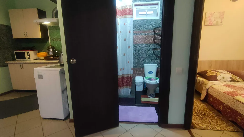 Коттедж Семейный домик у моря с отдельным двориком — Кучугуры