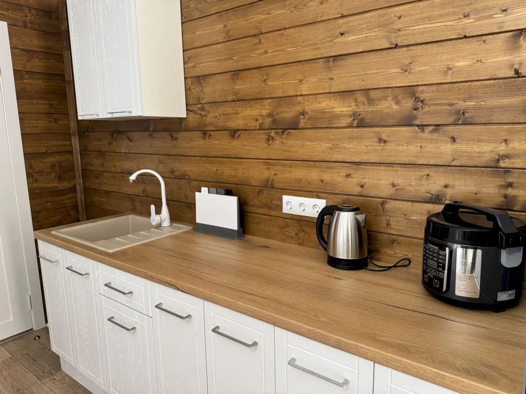 Коттедж Дом для отдыха семьёй с террасой - 7 минут до моря — Геленджик