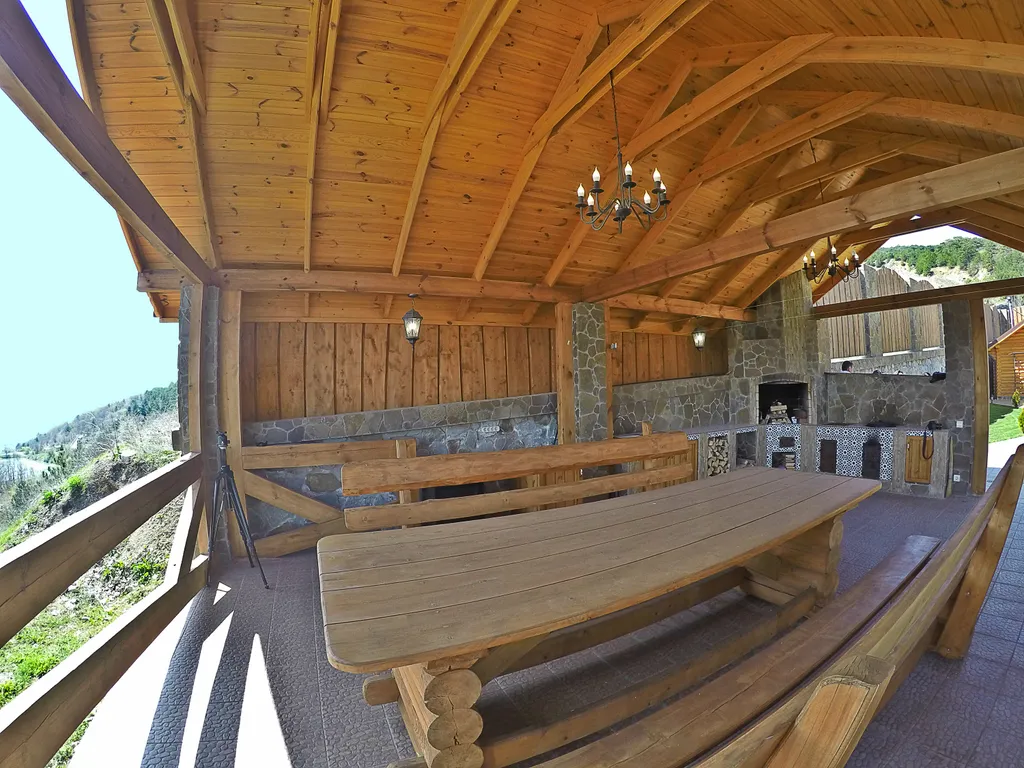 Дом с панорамным видом на море и гору Аю-Даг