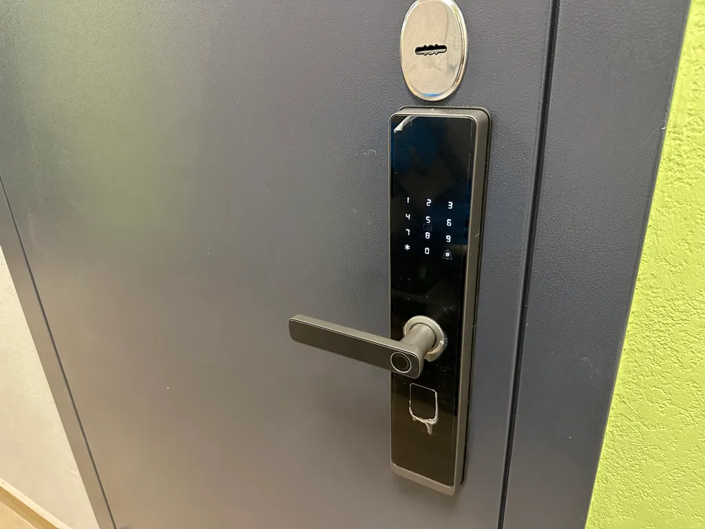 Квартира в новом ЖК у озера