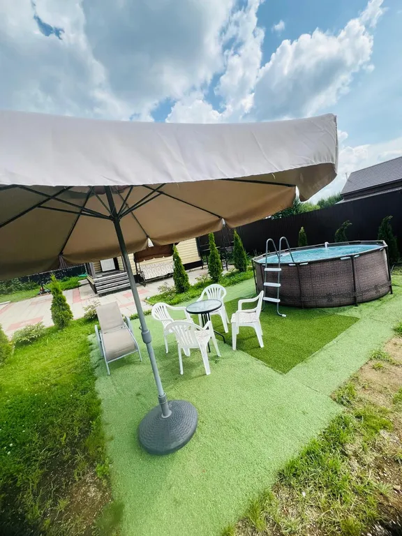 Загородный дом с баней в километре от прекрасного города