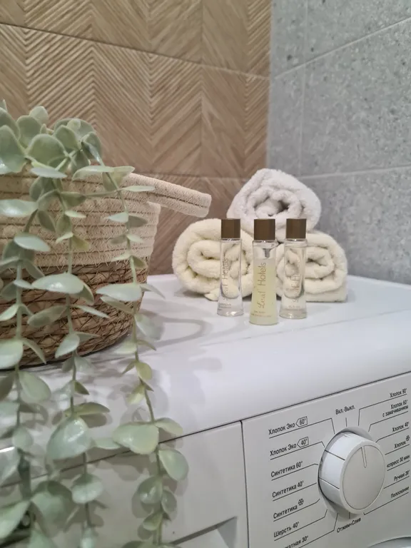 Инстаграмная евродвушка рядом с зоопарком