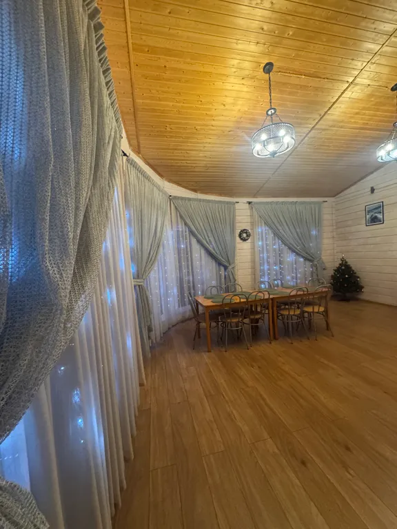 4-комнатный Дом