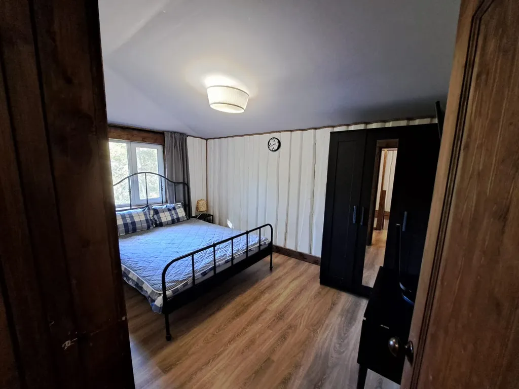 Дом на берегу озера