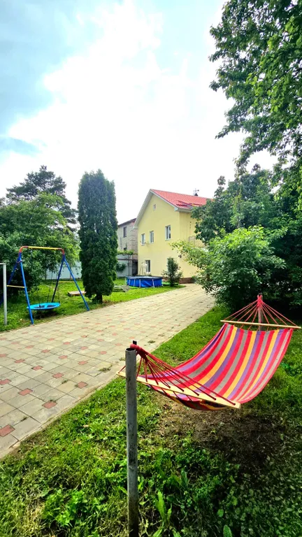 Дом с баней в уютном месте