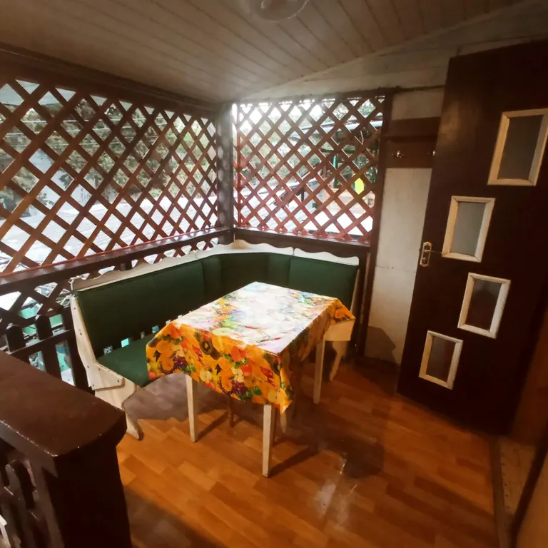 В частном секторе