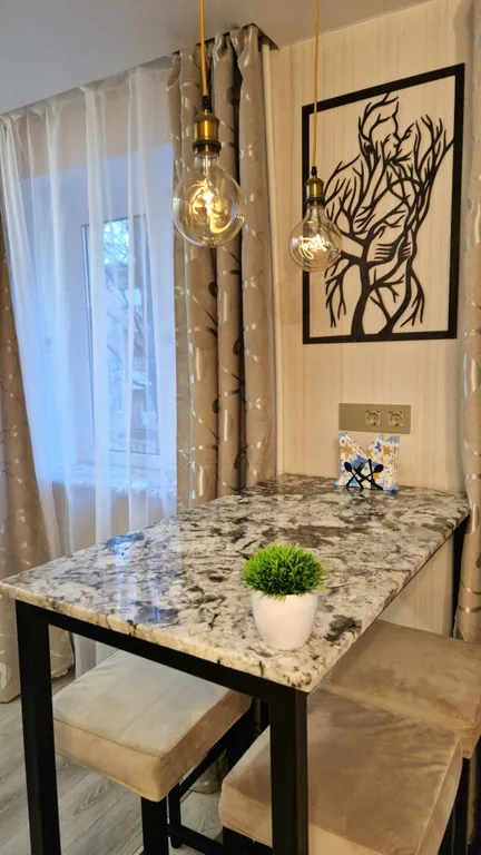 Чистая и уютная 2-х комнатная квартира в центральной части Таганрога