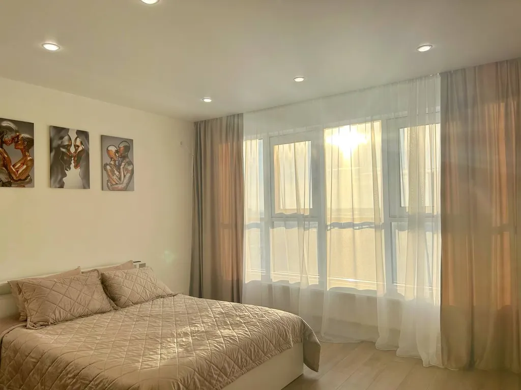 Просторная студия на 15 этаже