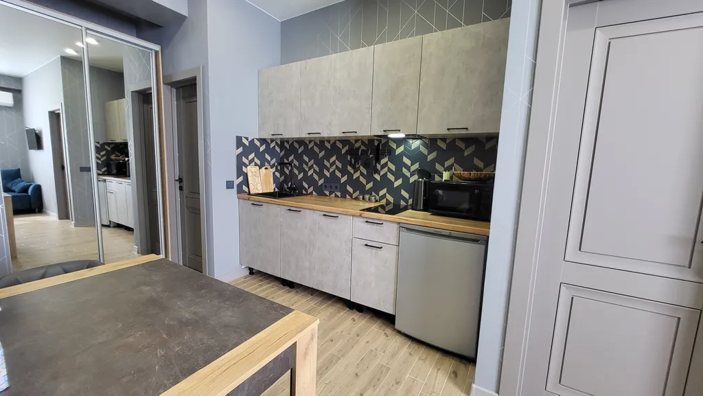 Квартира Квартира Евродвушка с дизайнерским ремонтом — Лазаревское