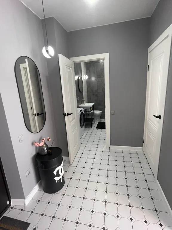 Современная, новая квартира с дизайнерским ремонтом